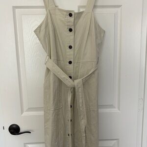 Universal Threads - LIKE NEW - Beige Button-Down Dress M